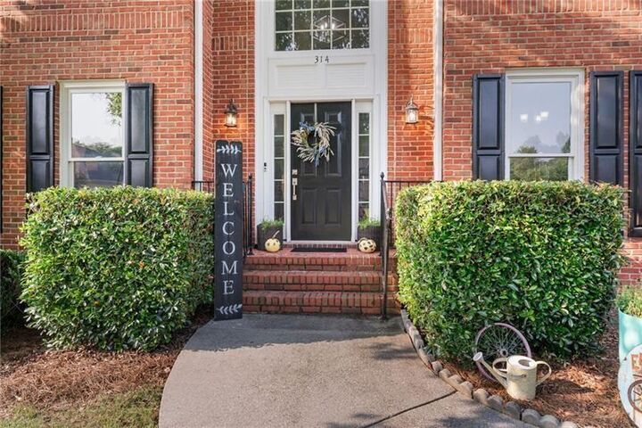 Property Photo: 314 Savannah Place GA 30052