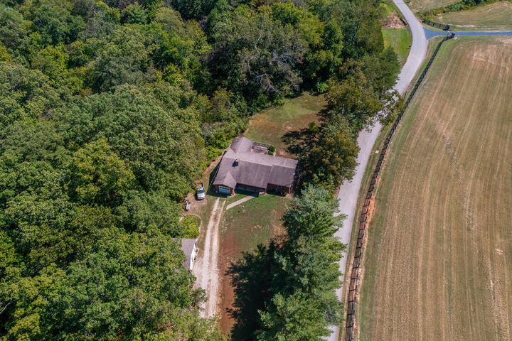 Property Photo:  398 Pine Ridge Road  KY 40391 
