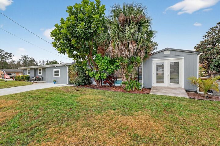 Property Photo: 26611 Bimini Drive FL 32778