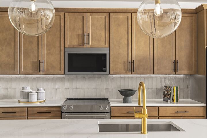 Property Photo:  832 42nd Ave N  TN 37209 