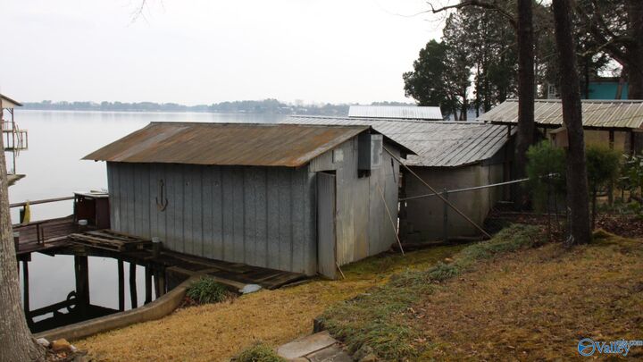 Property Photo: 910 County Road 349 AL 35983