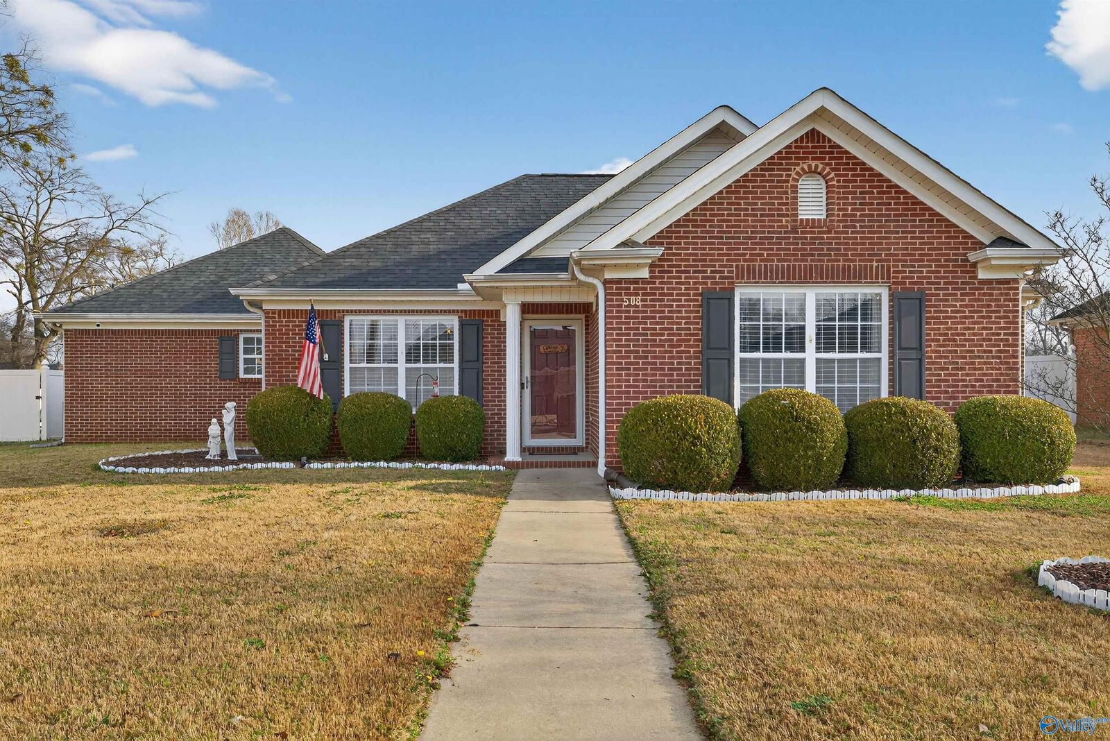 Property Photo:  508 Cherry Street NW  AL 35601 