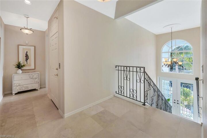 Property Photo:  1717 Gulfstar Dr S 204  FL 34112 