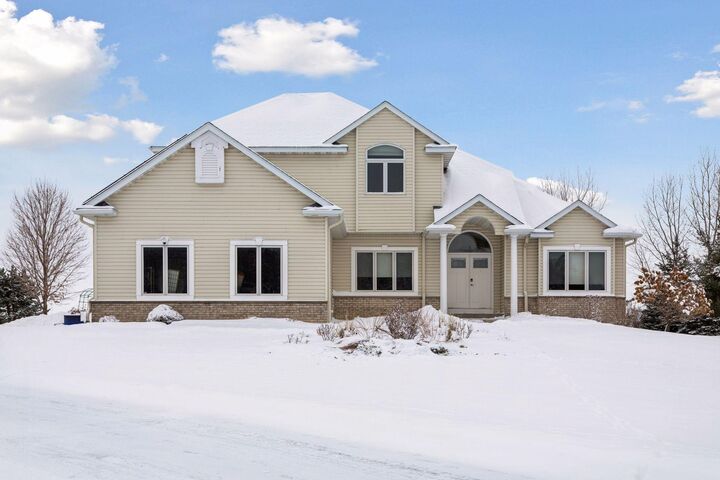 Property Photo: 2728 Headland Court SW MN 55902