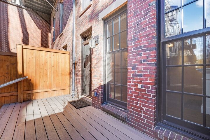 Property Photo:  42 Clarendon Street 1  MA 02116 