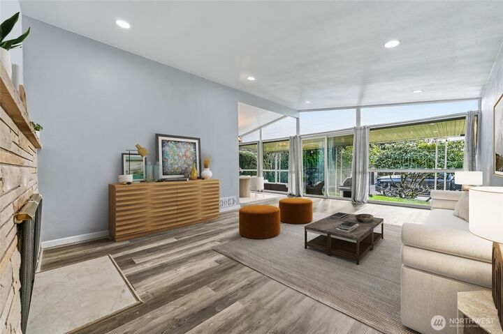 Property Photo: 10524 43rd Street Ct E WA 98372