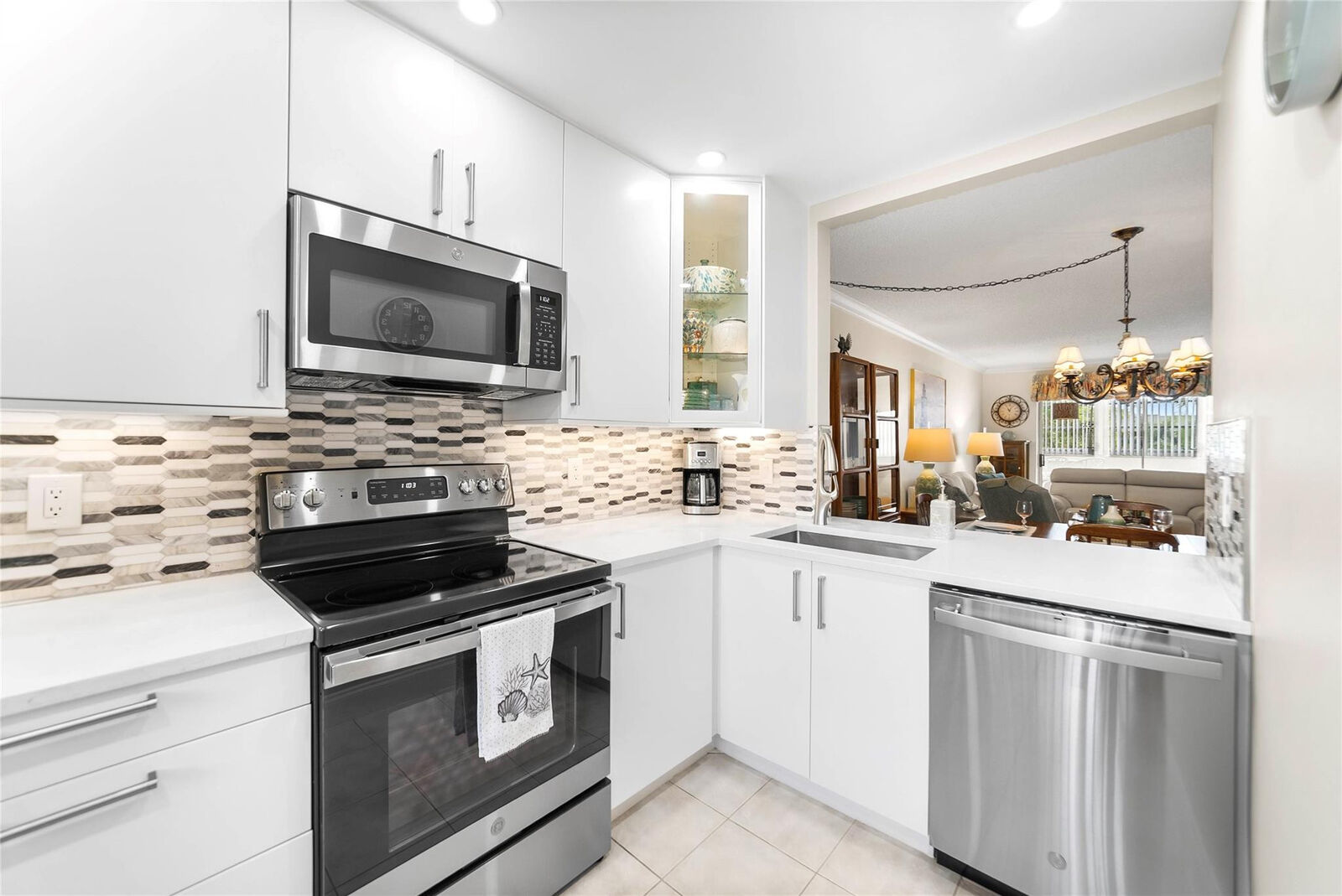 Property Photo: 5155 E Sabal Palm Boulevard 308 FL 33319