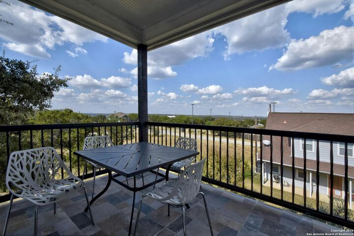 Property Photo:  131 Friendlywood  TX 78133 