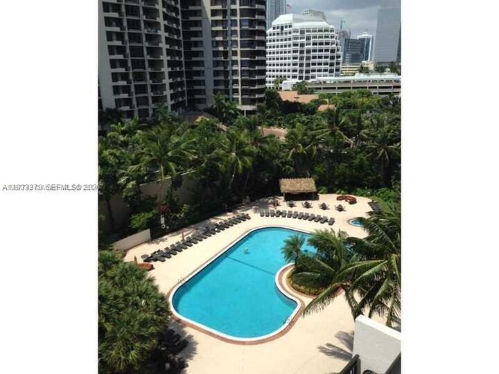Property Photo: 540 Brickell Key Dr 925 FL 33131