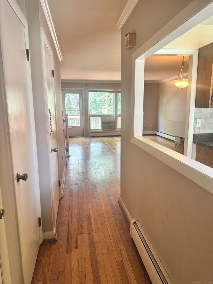 Property Photo:  141 Worth Avenue  CT 06518 