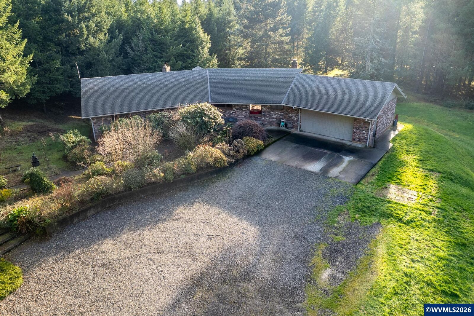 Property Photo: 27572 S Kinzy Rd OR 97023