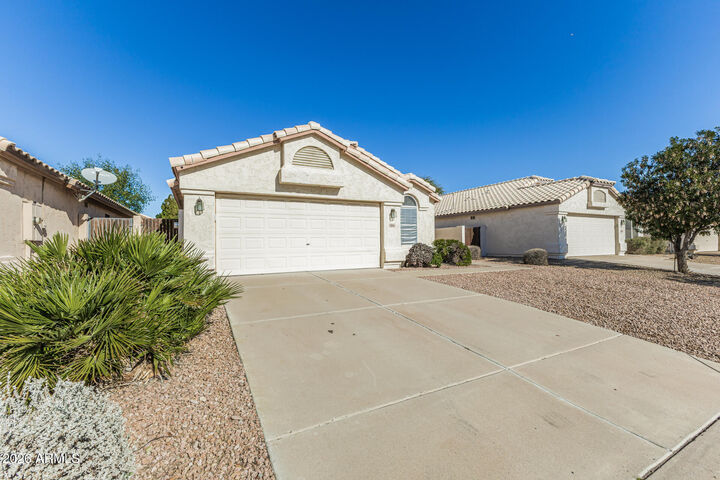 Property Photo:  9846 W Tonopah Drive  AZ 85382 