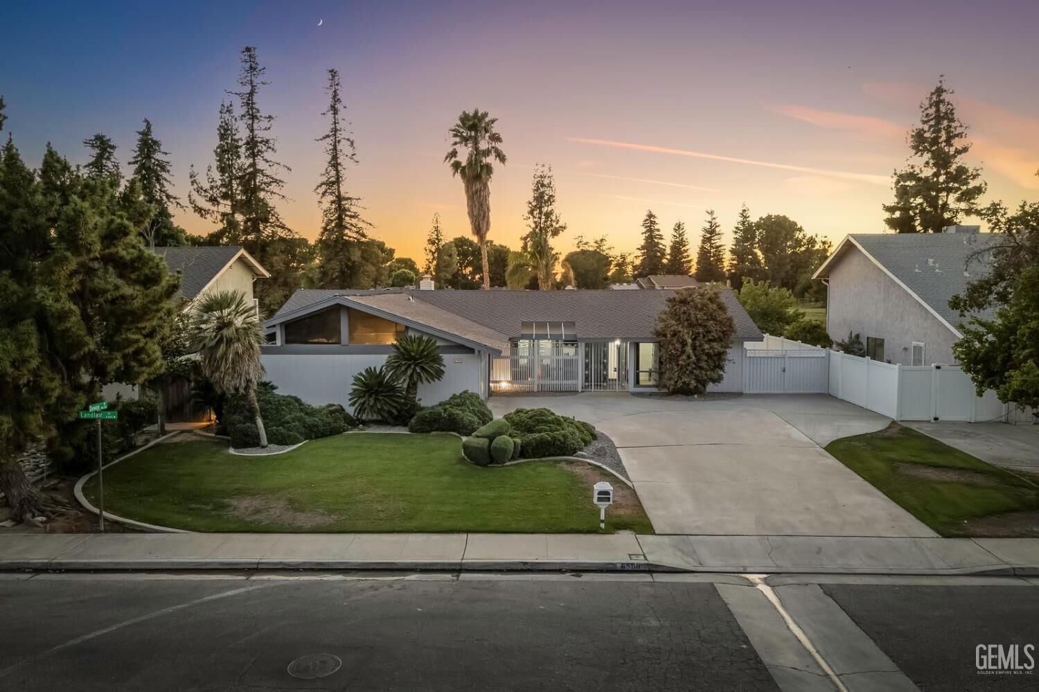 Property Photo: 6500 Landfair Drive CA 93309
