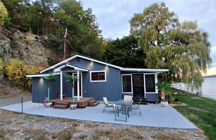 Property Photo:  4594 Green Point Road  NY 14878 