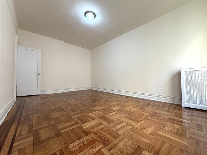 Property Photo:  1402 West 4th Street D16  NY 11204 