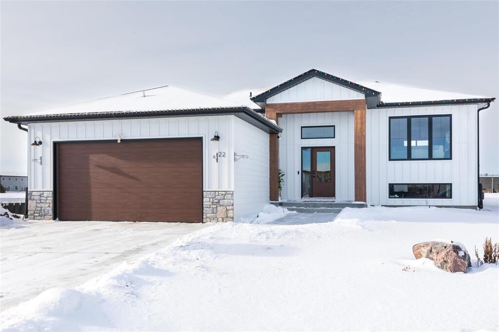 Property Photo:  22 Caribou Bay  MB R5G 2Y1 