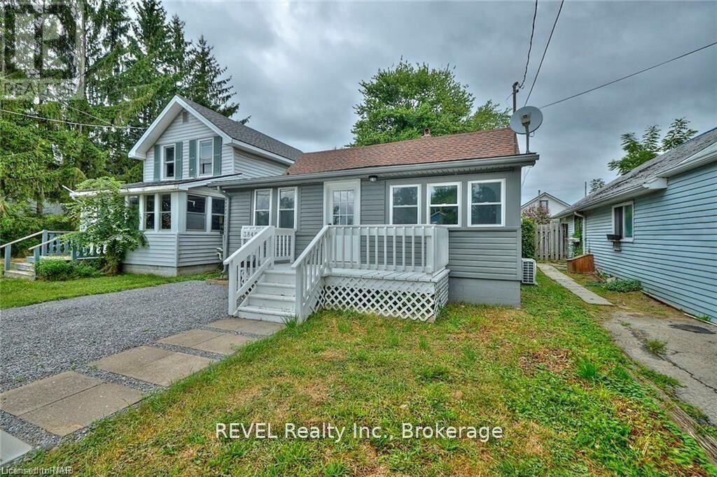 Property Photo:  3842 Roxborough Avenue  ON L0S 1B0 