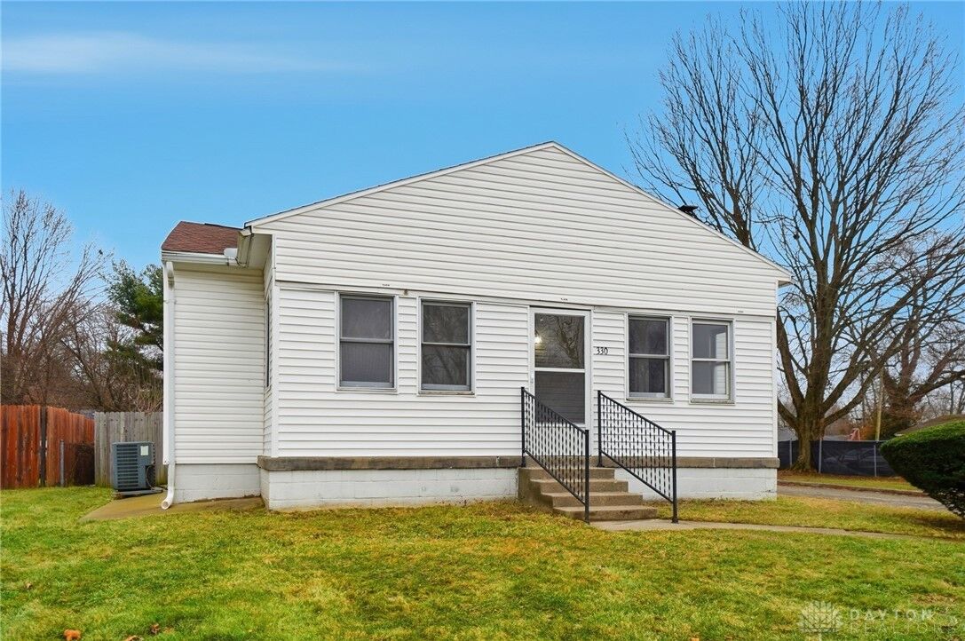 Property Photo: 330 Larchmont Avenue OH 45503