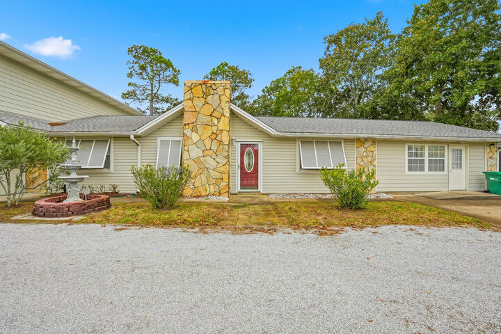 Property Photo: 1491 W Highway 98 FL 32569