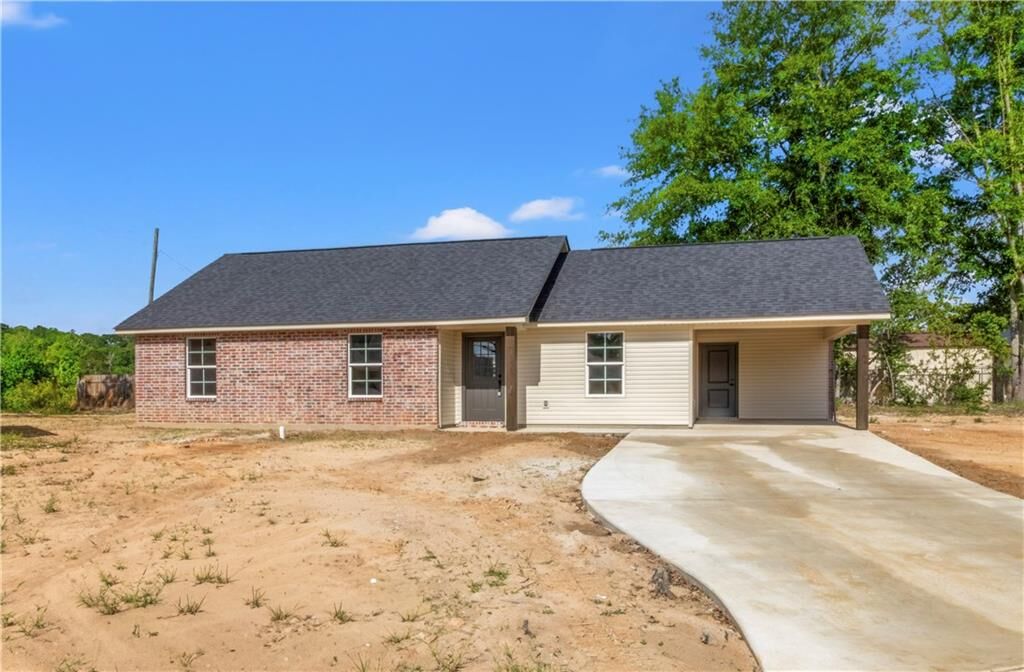 Property Photo:  110 Hidden Oaks Court  LA 71457 