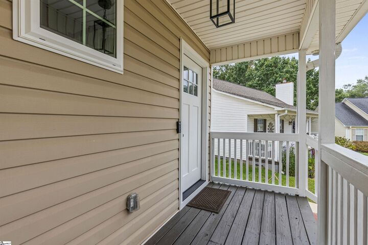 Property Photo: 15 Haley Court SC 29607