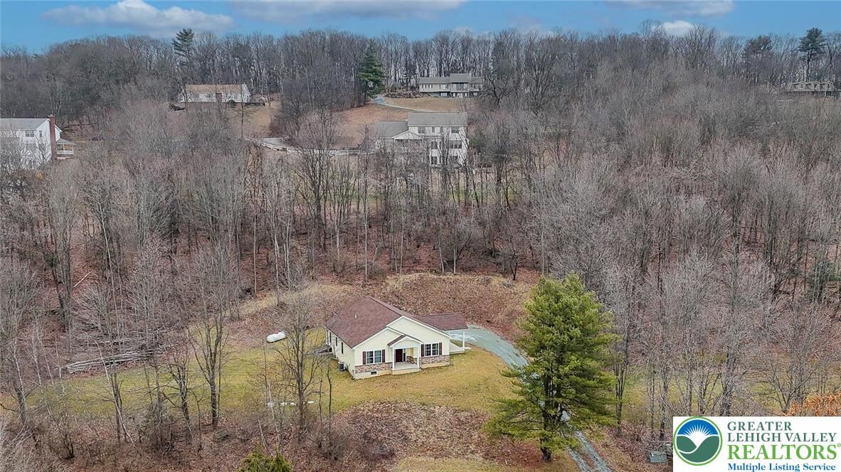 Property Photo: 2021 Evergreen Drive PA 18252