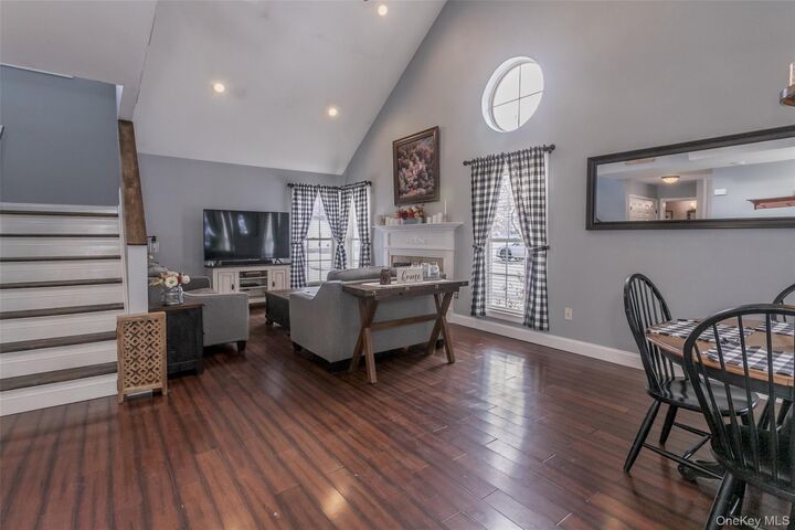 Property Photo:  49 Olde Wagon Road  NY 10990 