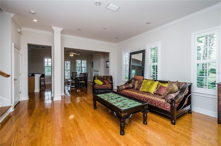 Property Photo:  924 Hemingway Circle  FL 33602 