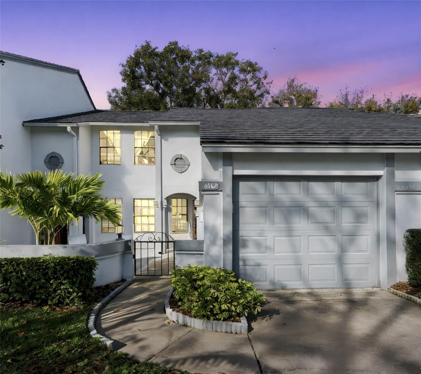 Property Photo:  4162 Brentwood Park Circle  FL 33624 