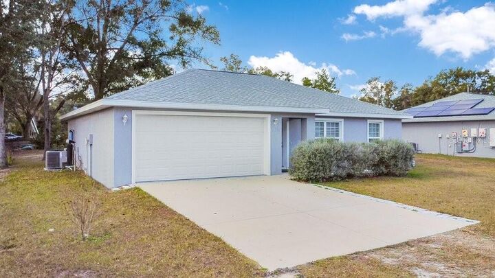 Property Photo:  14236 SE 36th Court  FL 34491 