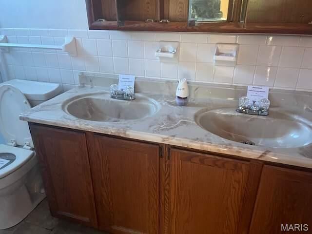 Property Photo:  231 Georgia Avenue  MO 63135 