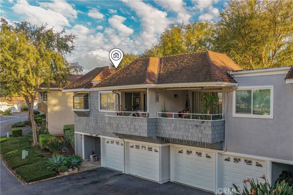 Property Photo:  22256 Caminito Mescalero  CA 92653 