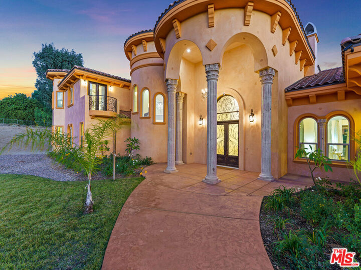 Property Photo:  14420 Merlot Court  CA 92508 