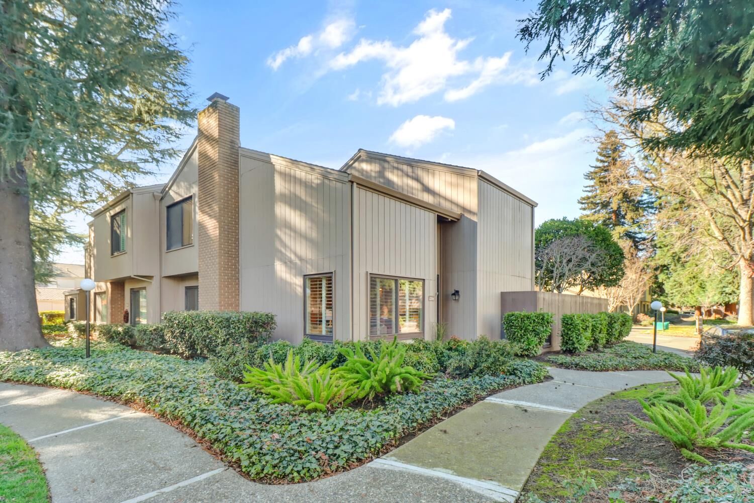 Property Photo:  2264 Swarthmore Drive  CA 95825 