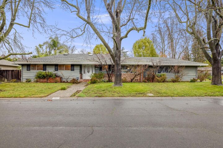 Property Photo:  1321 Normandy Lane  CA 95822 