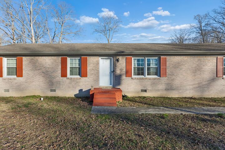 Property Photo:  1213 Woodcrest Dr  TN 37355 