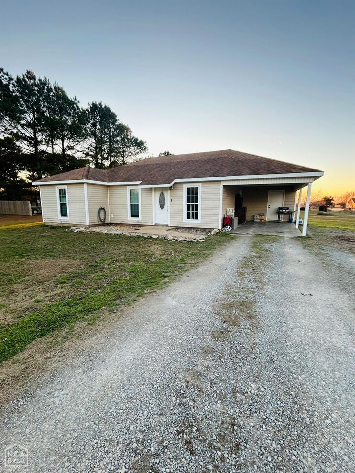 Property Photo:  256 County Road 120  AR 72416 