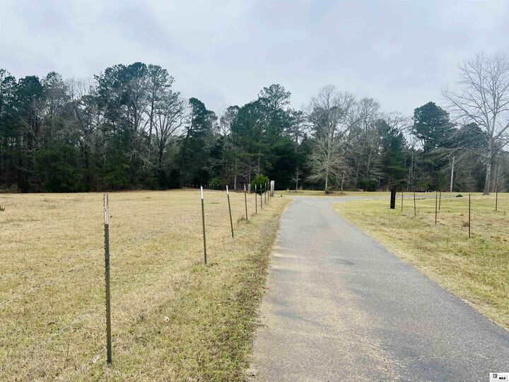 Property Photo: 837 Brownlee Road LA 71225