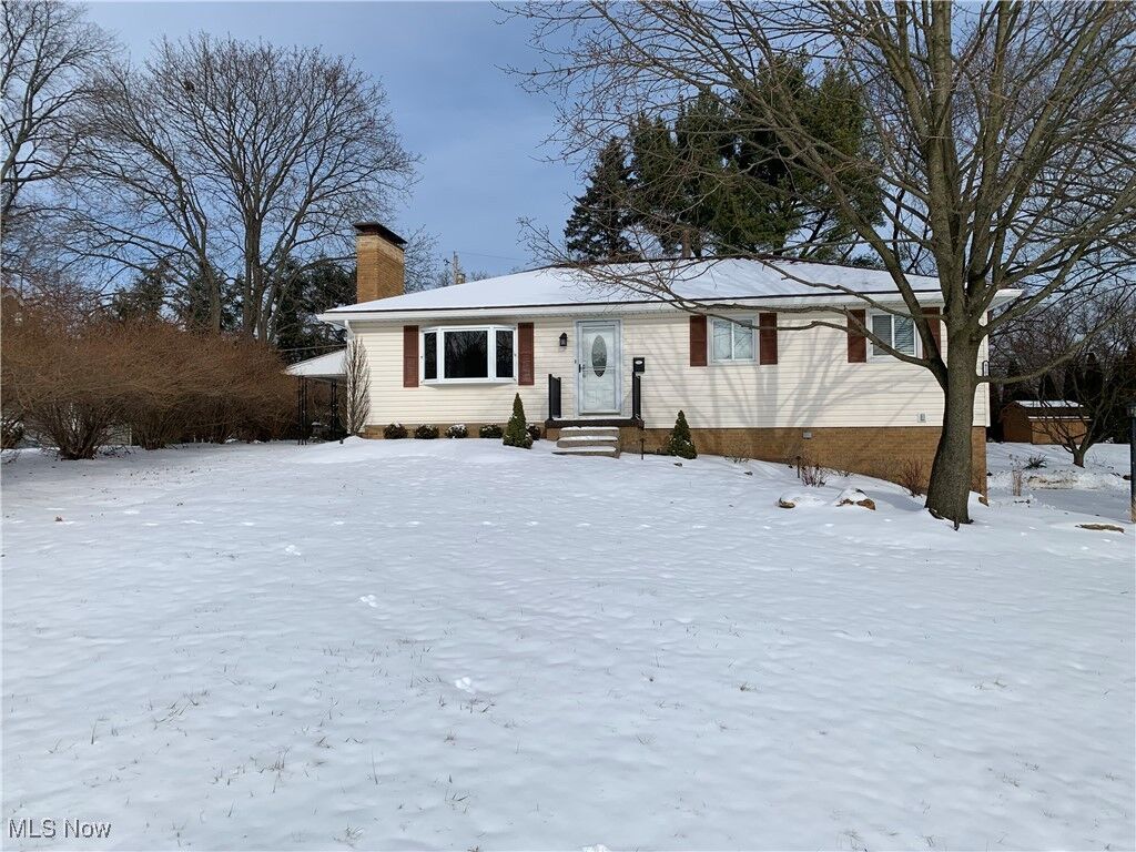 Property Photo:  4101 Ashwood Street NW  OH 44708 