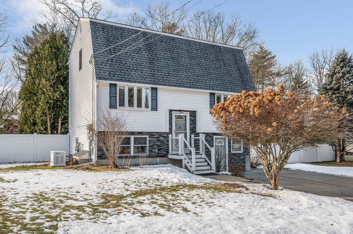 Property Photo:  25 Robinhood Road  NH 03062 