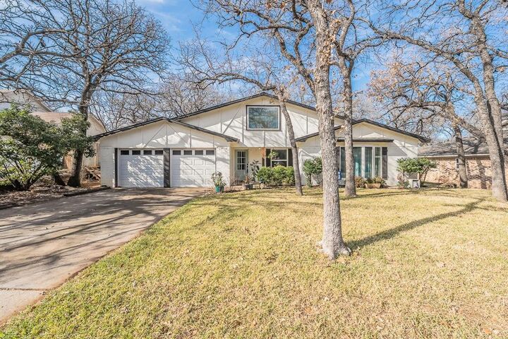 Property Photo: 7625 Hightower Drive TX 76182