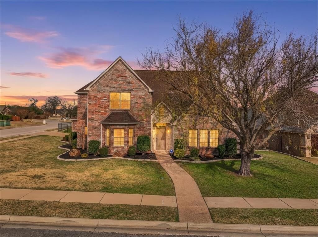 Property Photo: 1105 Reata Drive TX 76087