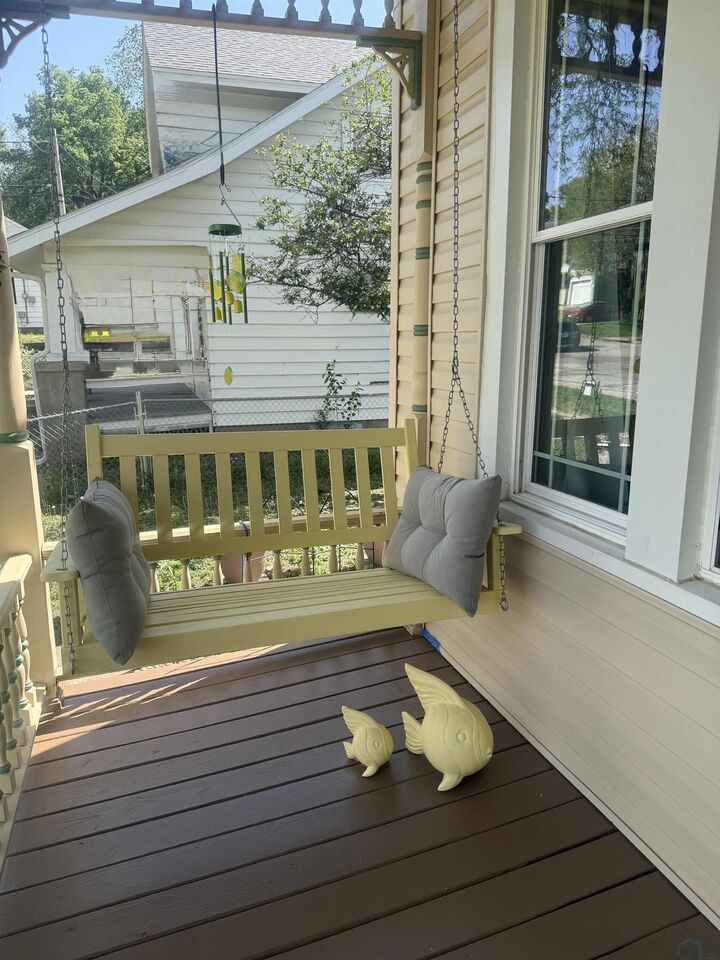 Property Photo: 307 S Helen St IA 51105