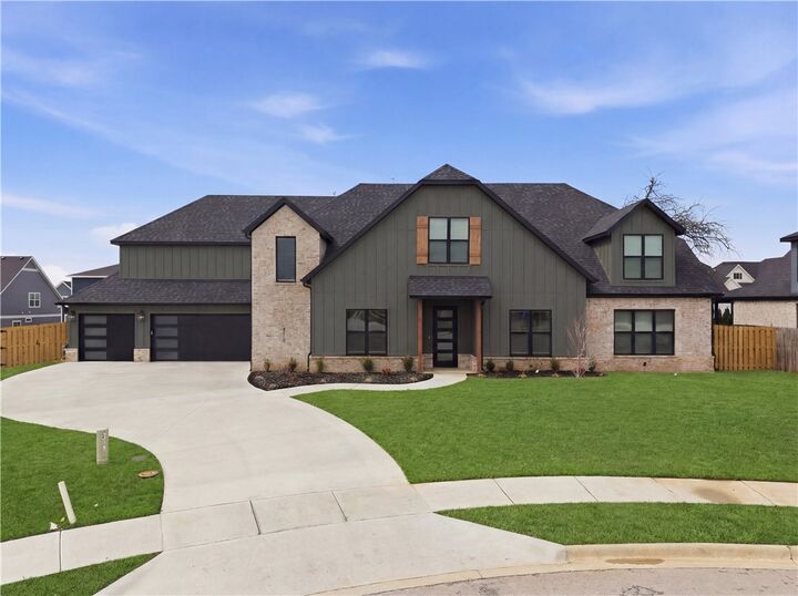 Property Photo:  6416 S 59th Street  AR 72758 