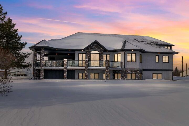 Property Photo: 2120 18 Avenue AB T0M 0V0