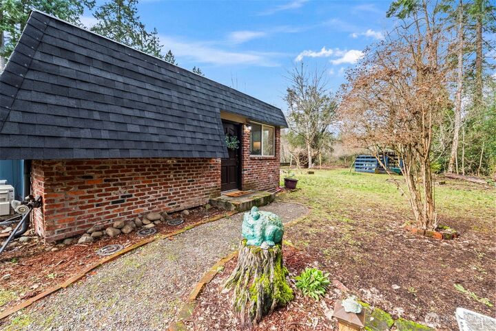 Property Photo:  1101  152nd Street S  WA 98387 