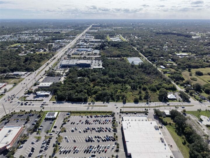 Property Photo:  511 W Midway Road  FL 34982 