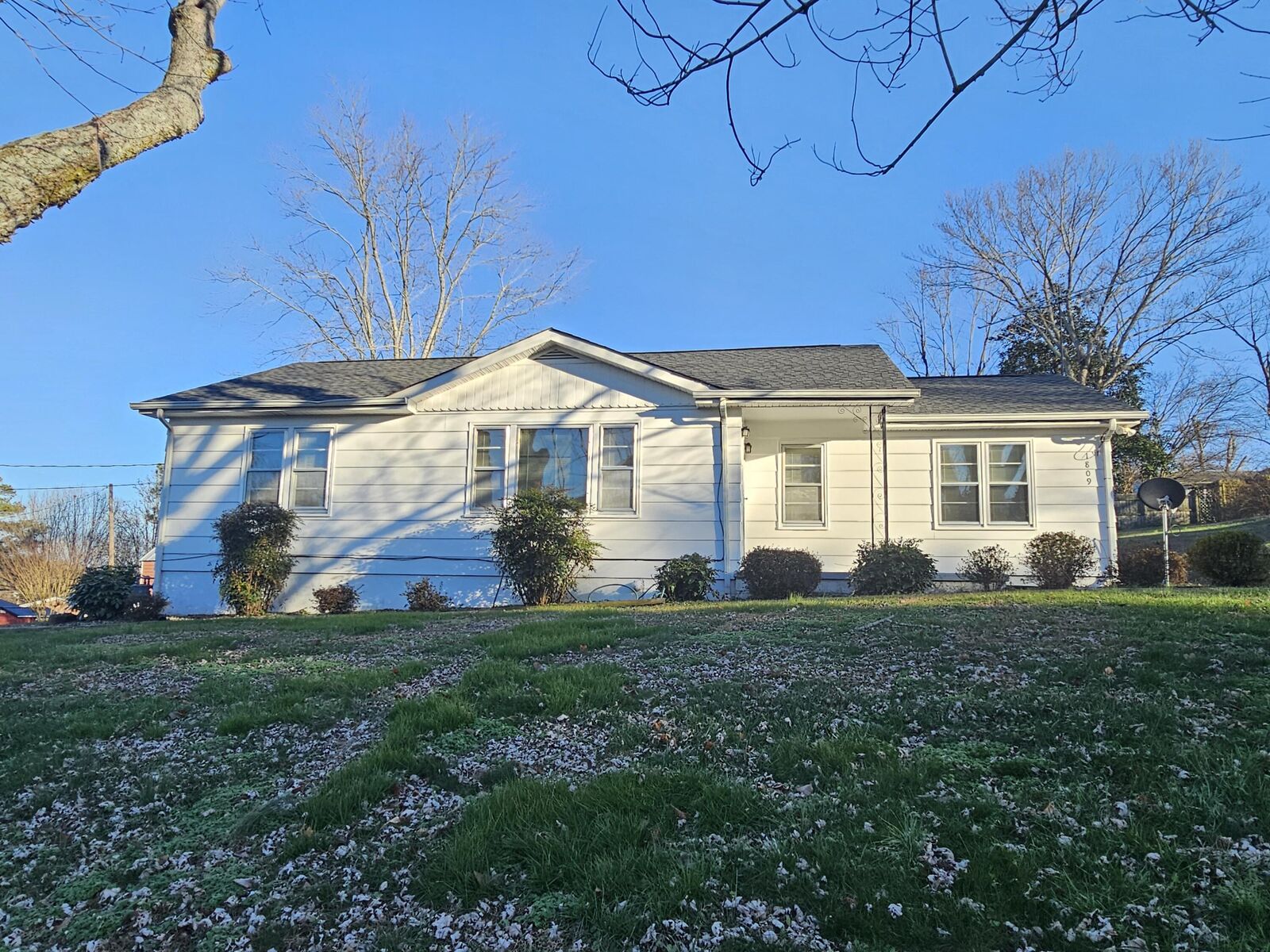 Property Photo:  1809 Elrod Street SE  TN 37311 