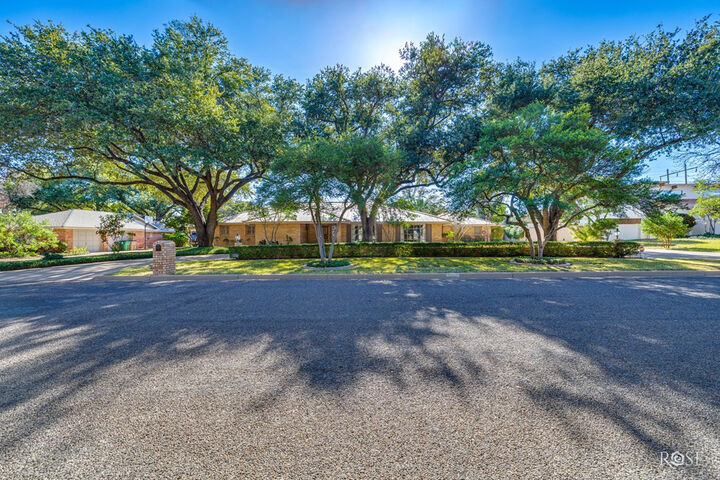 Property Photo:  2645 Vista Del Arroyo  TX 76904 