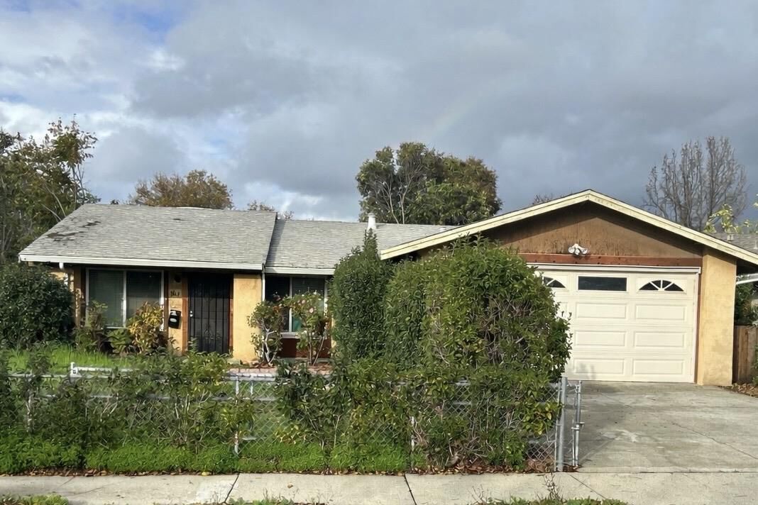 Property Photo: 563 Oldbrook Court CA 95111